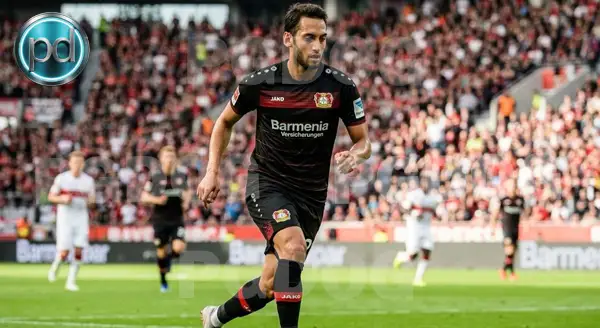 Hakan Calhanoglu จอมทัพยิงไกลตุรกี